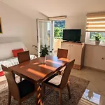 With Parking Space - 5100 Apartment *