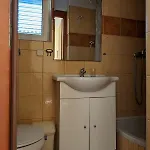 Apartment With Parking Space - 5100 Murter