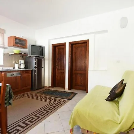 With Parking Space - 5100 Apartment *
