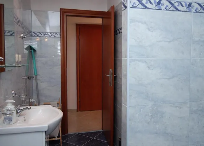 With Parking Space - 5100 * Муртер